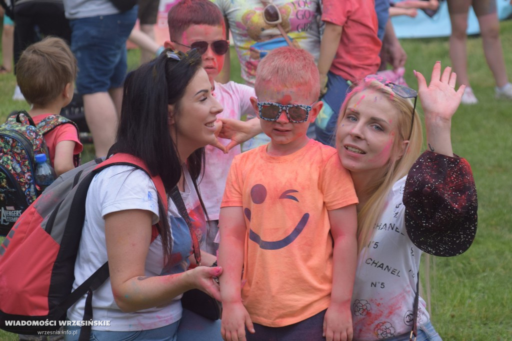 Bańki mydlane i festiwal kolorów we Wrześni