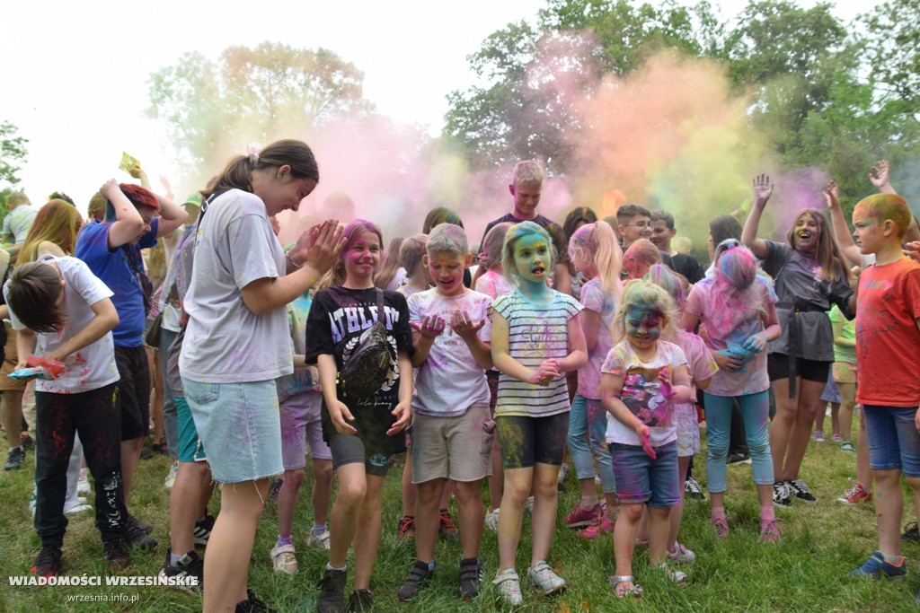 Bańki mydlane i festiwal kolorów we Wrześni