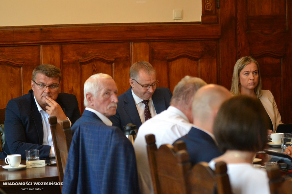 Sesja absolutoryjna rady miejskiej we Wrześni 2022