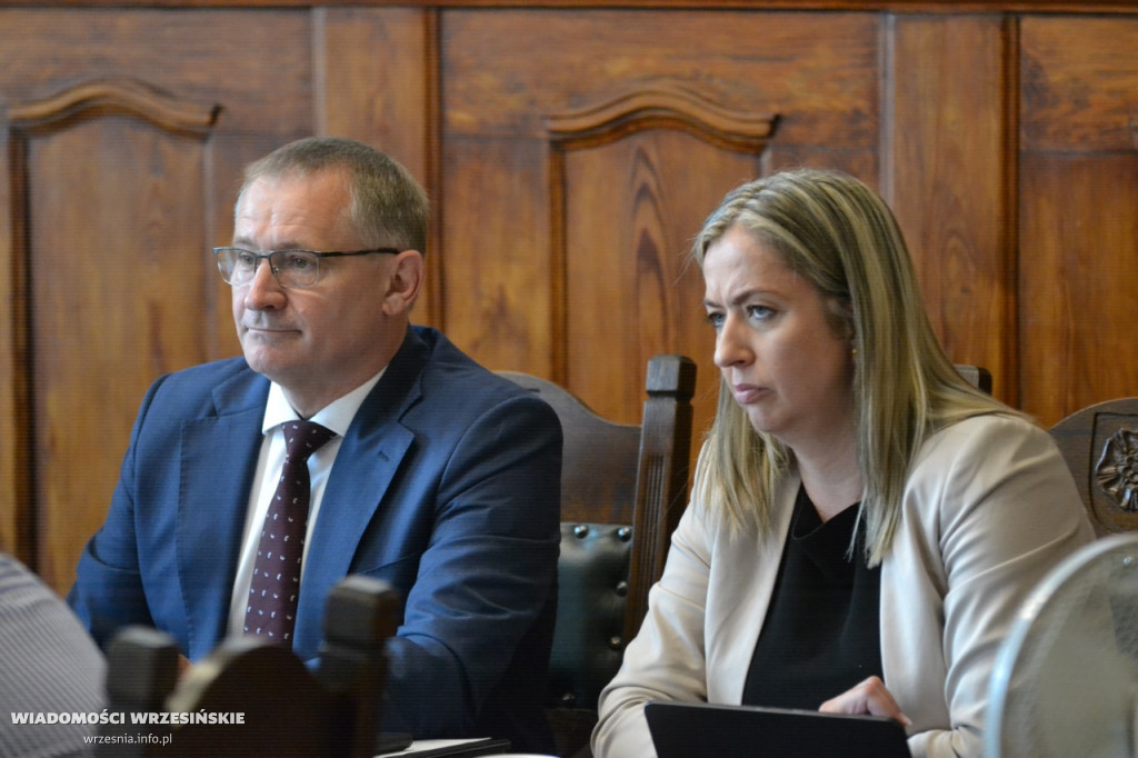 Sesja absolutoryjna rady miejskiej we Wrześni 2022
