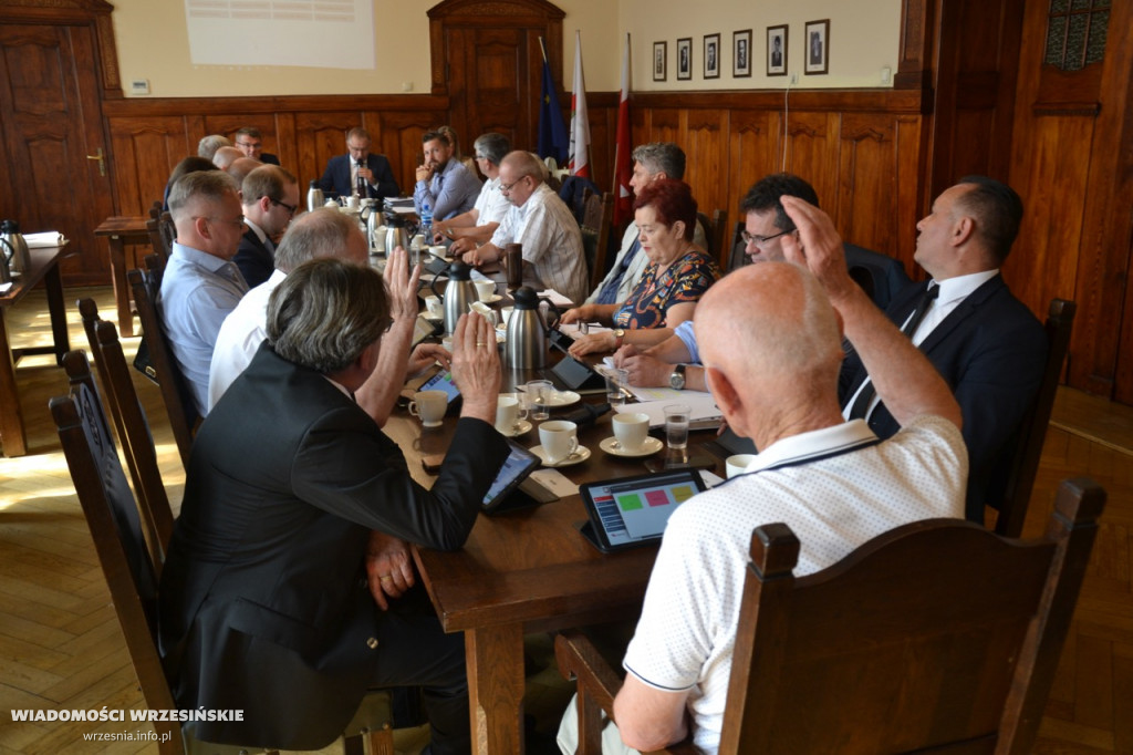 Sesja absolutoryjna rady miejskiej we Wrześni 2022