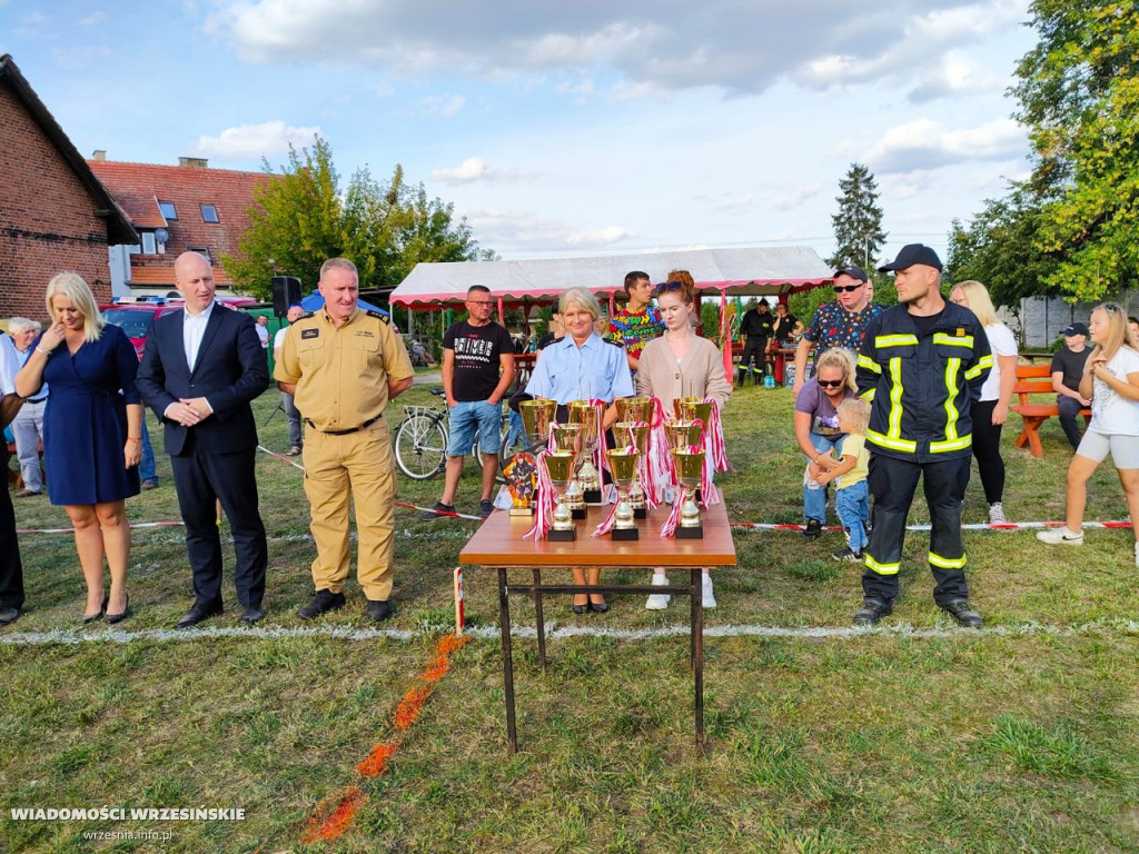 Strażacka rywalizacja w sporcie pożarniczym