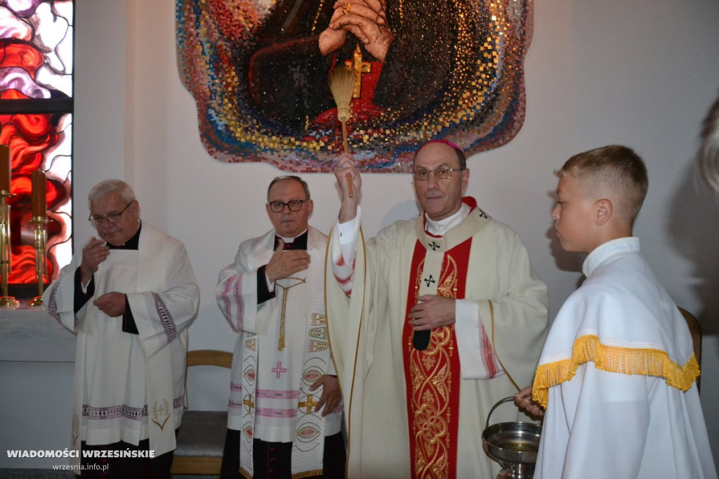 Konsekracja kaplicy im. Wyszyńskiego we Wrześni