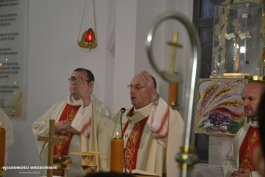 Konsekracja kaplicy im. Wyszyńskiego we Wrześni