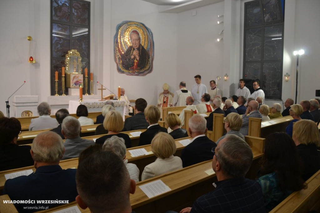 Konsekracja kaplicy im. Wyszyńskiego we Wrześni