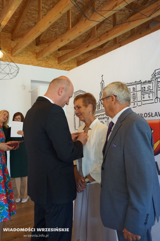 Jubilaci odbierali medale. Przeżyli ze sobą 50 lat