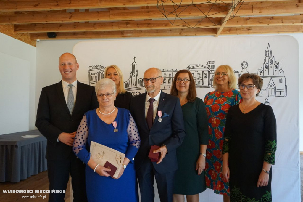Jubilaci odbierali medale. Przeżyli ze sobą 50 lat