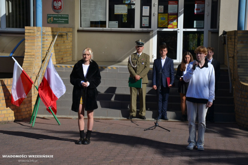 Ślubowanie pierwszych klas ZSTiO Września