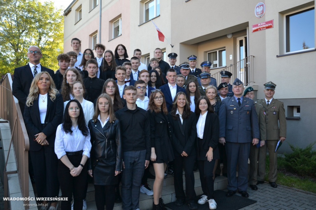 Ślubowanie pierwszych klas ZSTiO Września