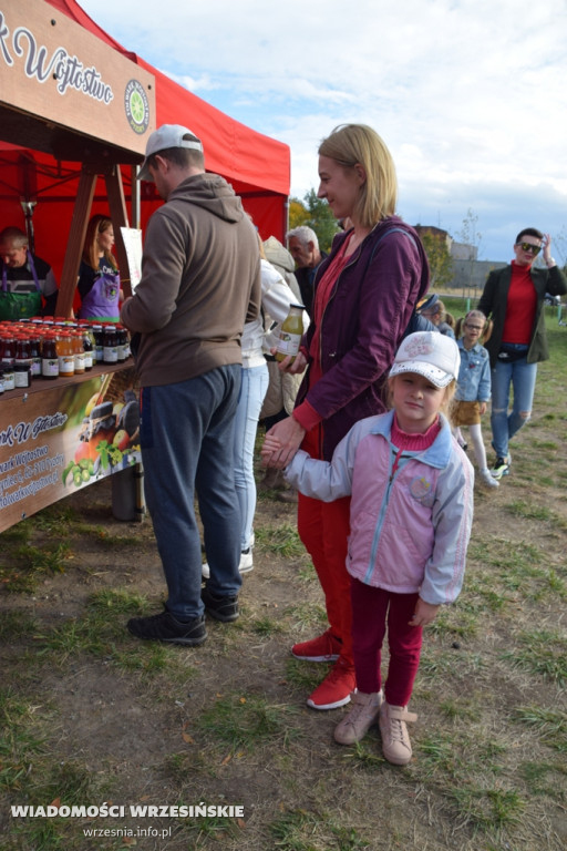 Piknik z lokalnymi produktami przy Wrzosowej