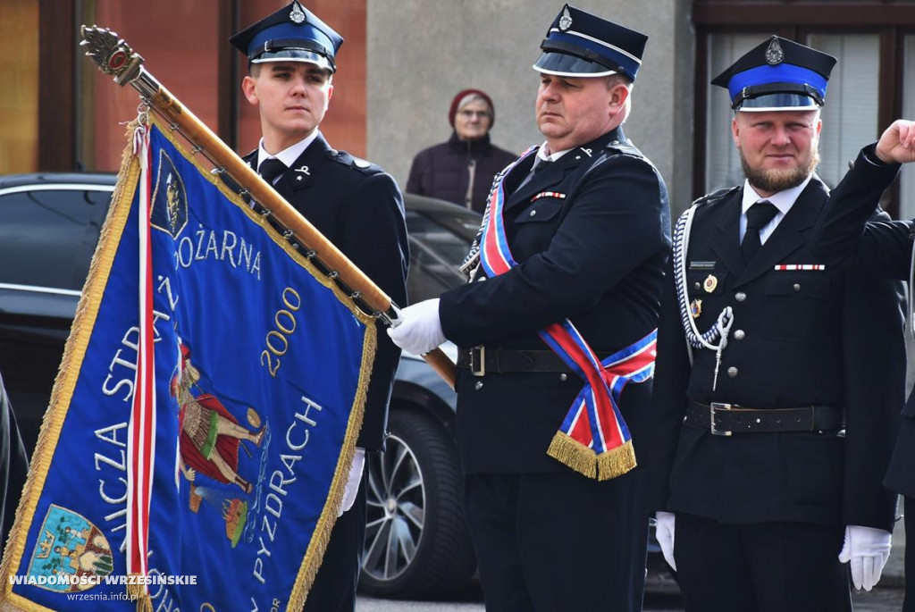 Przekazanie nowego wozu dla OSP Pyzdry