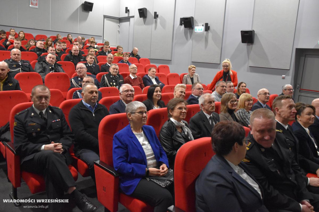 Przekazanie nowego wozu dla OSP Pyzdry
