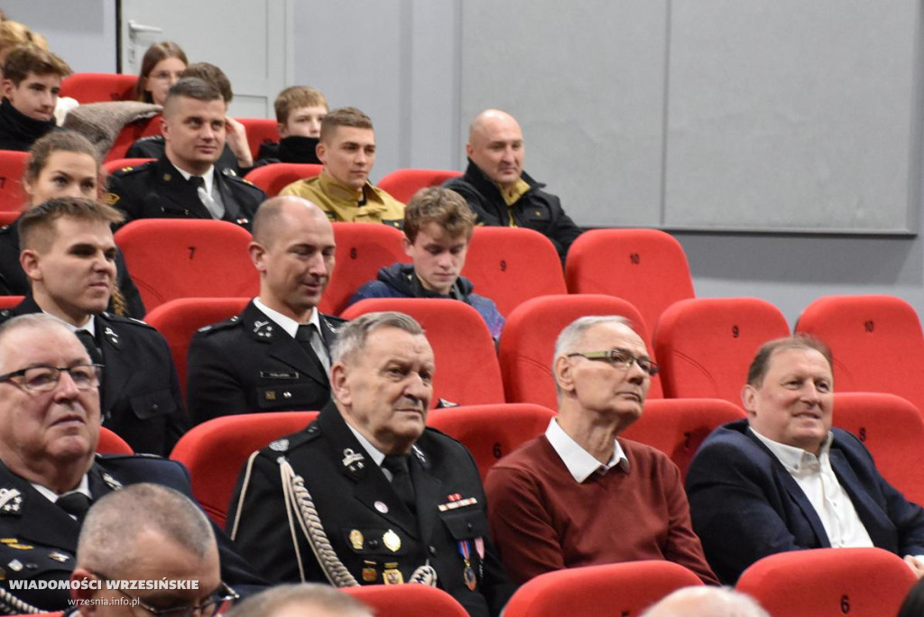Przekazanie nowego wozu dla OSP Pyzdry