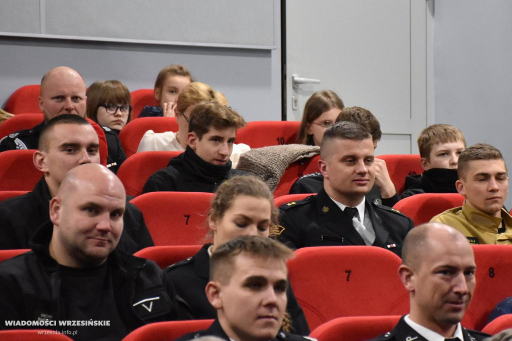 Przekazanie nowego wozu dla OSP Pyzdry
