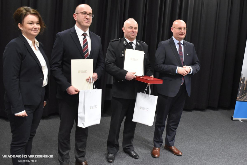Przekazanie nowego wozu dla OSP Pyzdry