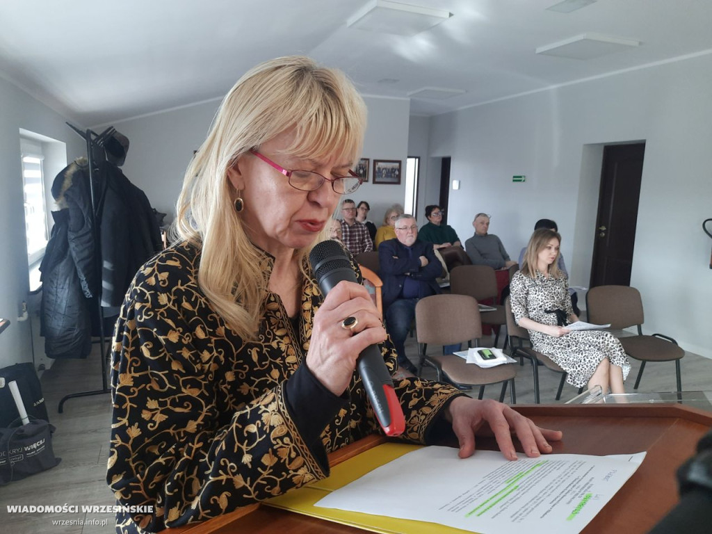 Radni wszystkie uchwały podjęli jednomyślnie FOTO