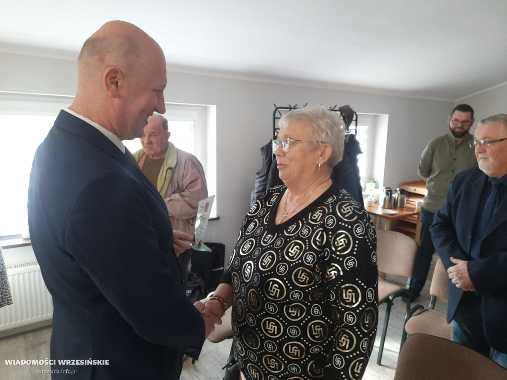 Radni wszystkie uchwały podjęli jednomyślnie FOTO