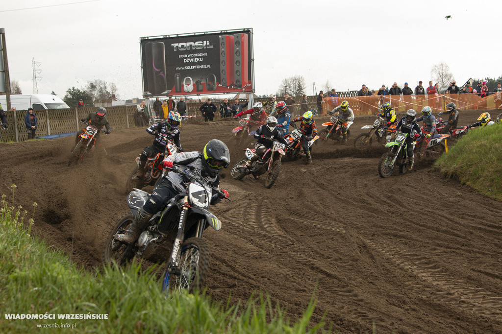 Błotny motocross w Opatówku