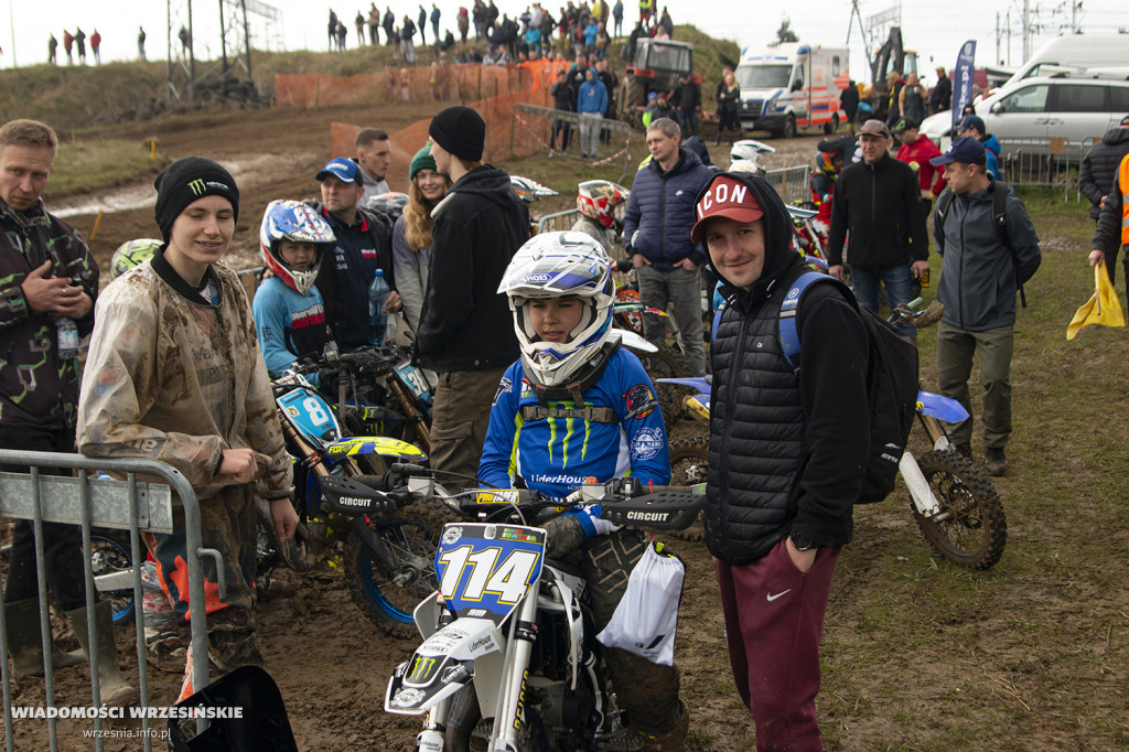 Błotny motocross w Opatówku