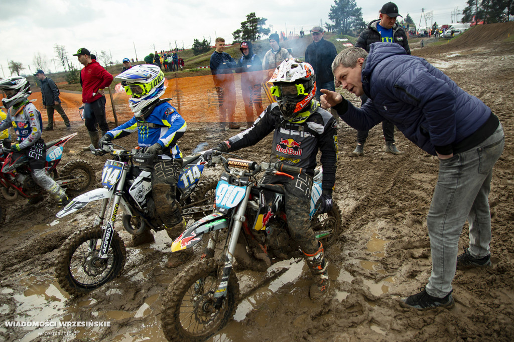 Błotny motocross w Opatówku