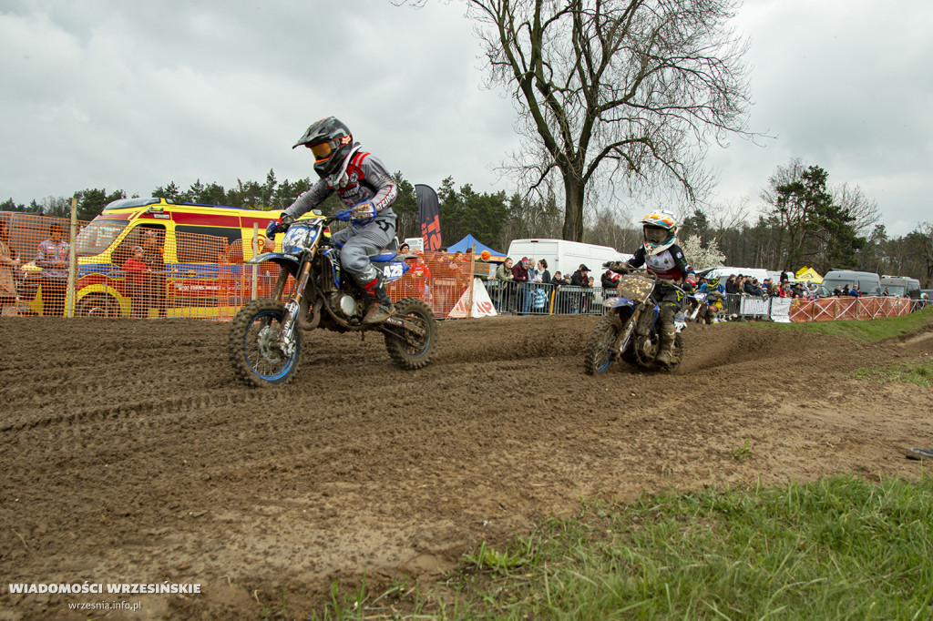 Błotny motocross w Opatówku