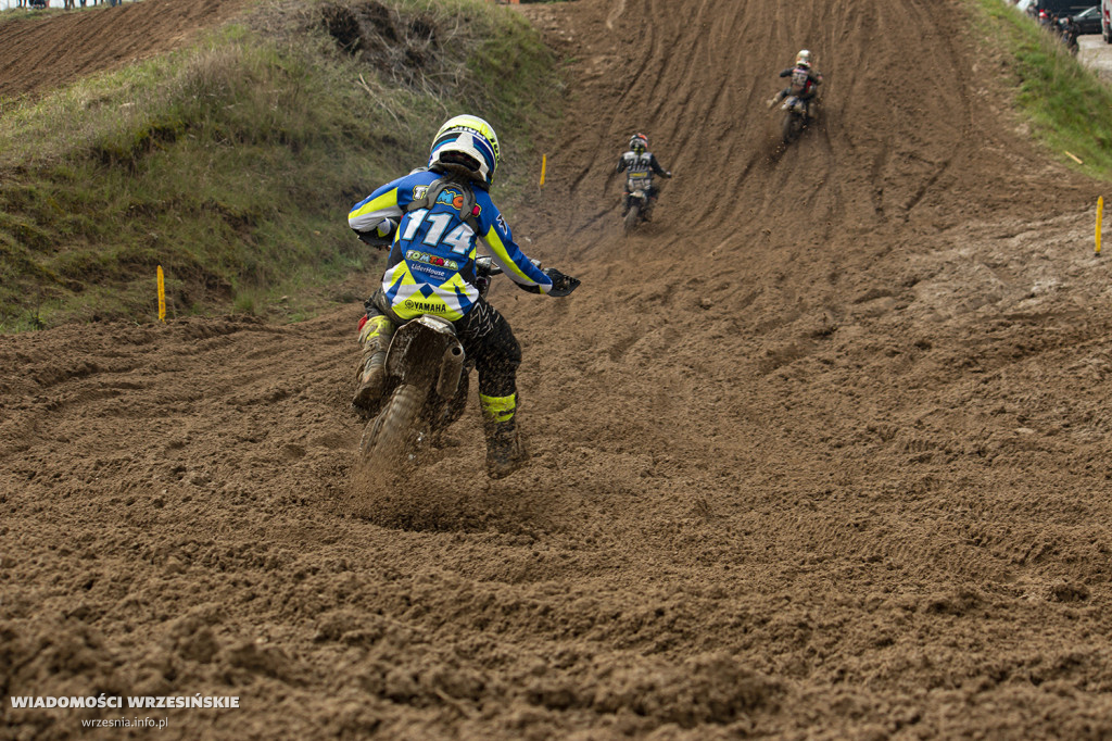 Błotny motocross w Opatówku