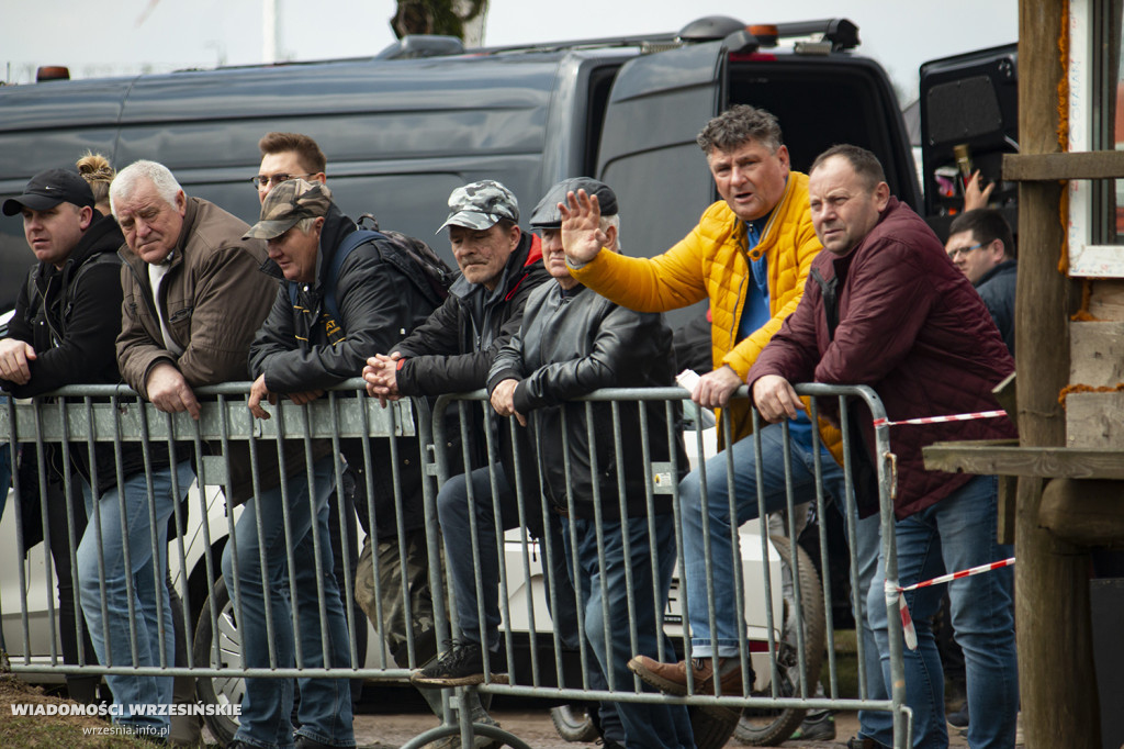 Błotny motocross w Opatówku