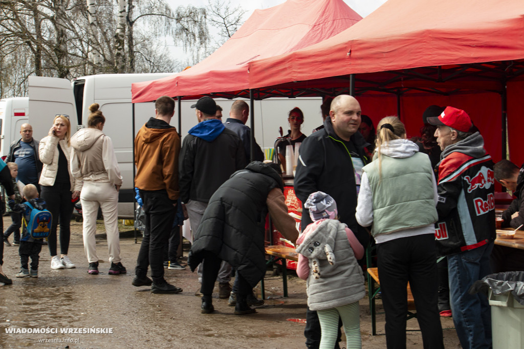 Błotny motocross w Opatówku