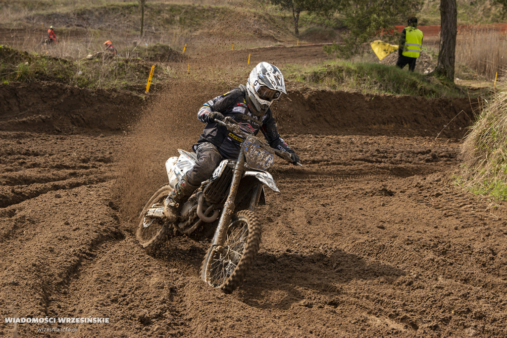 Błotny motocross w Opatówku