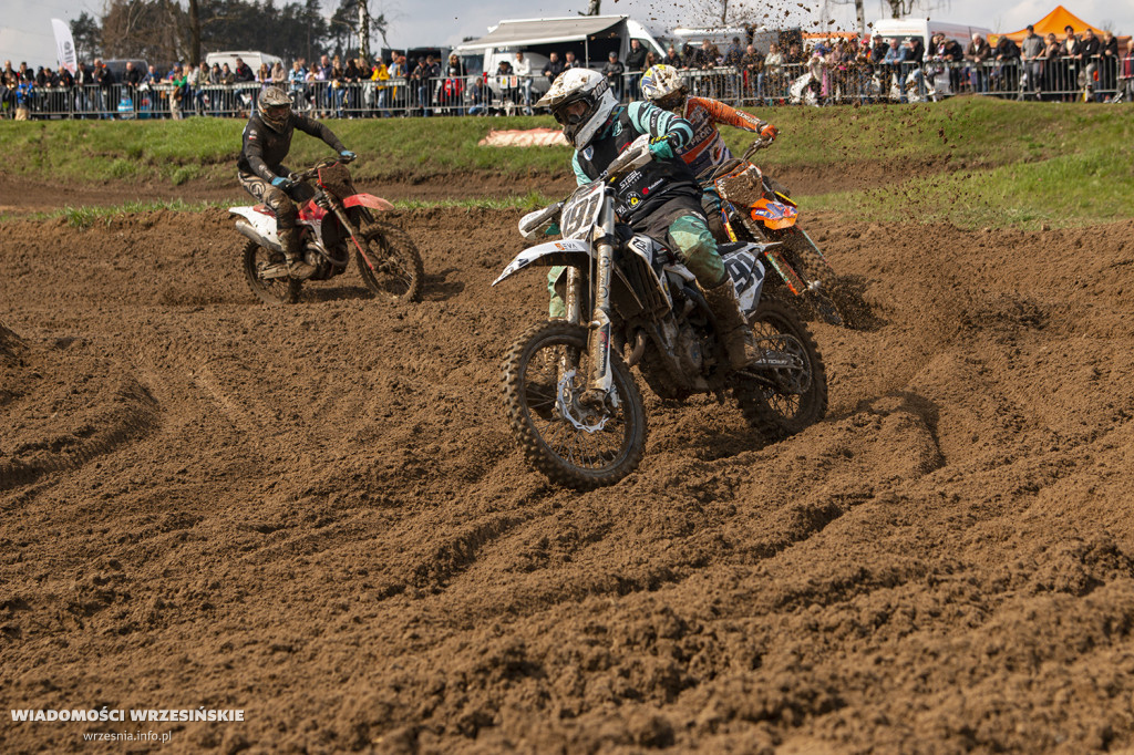 Błotny motocross w Opatówku