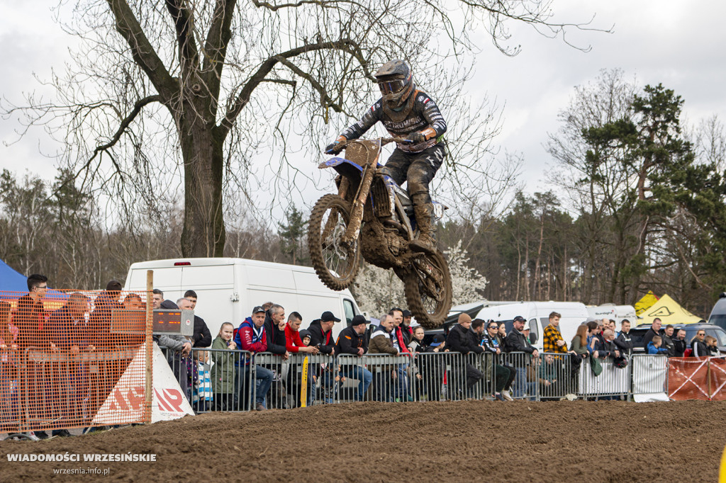 Błotny motocross w Opatówku