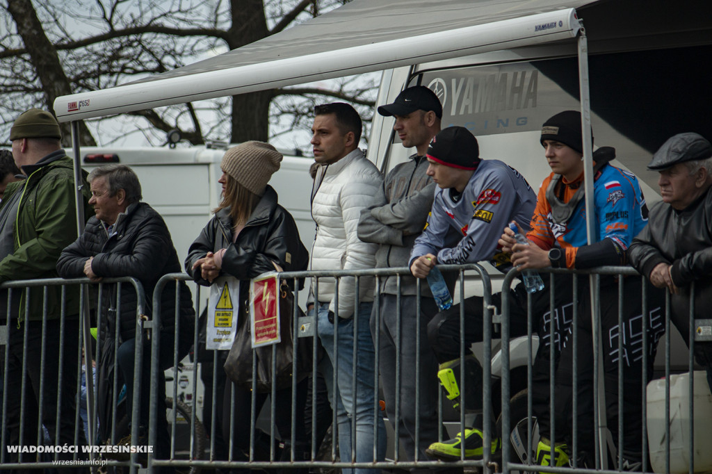 Błotny motocross w Opatówku