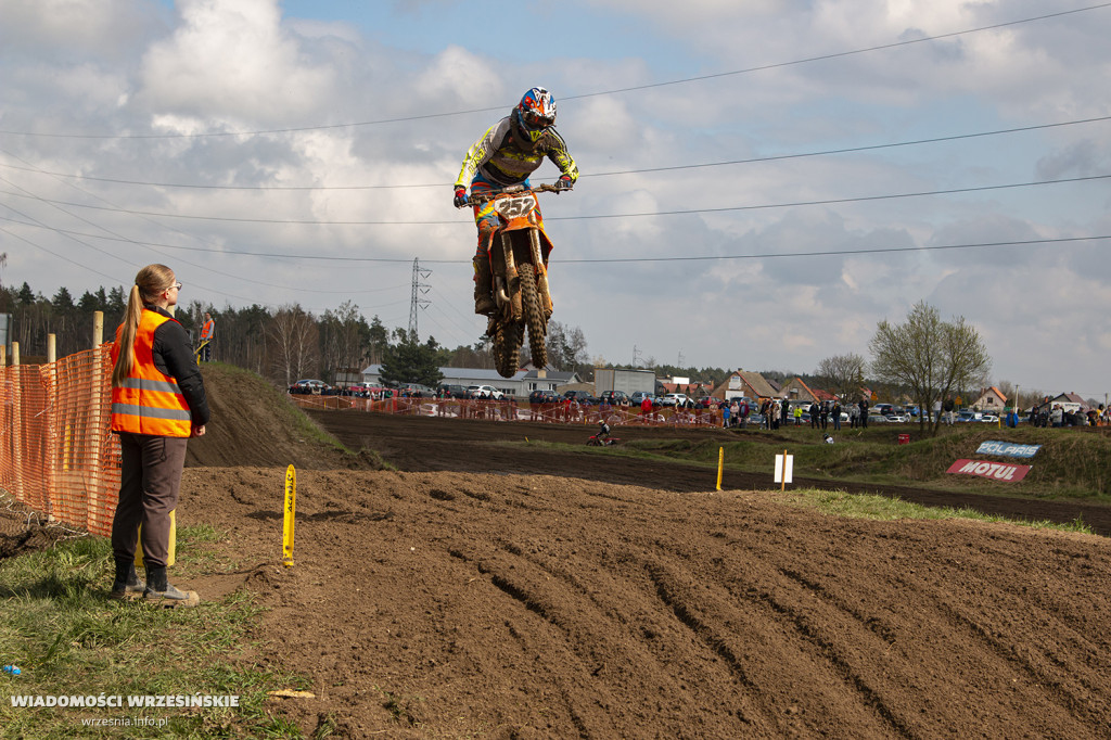 Błotny motocross w Opatówku