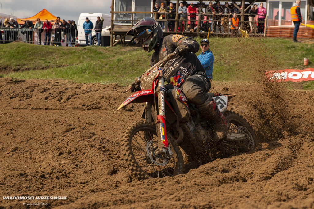 Błotny motocross w Opatówku