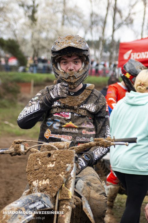 Błotny motocross w Opatówku