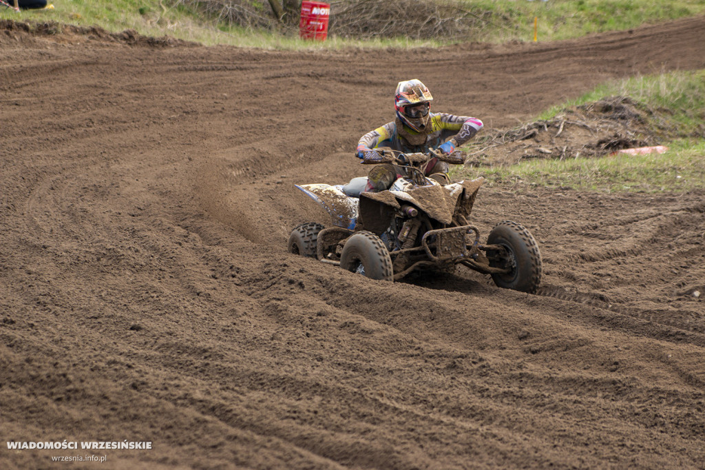 Błotny motocross w Opatówku