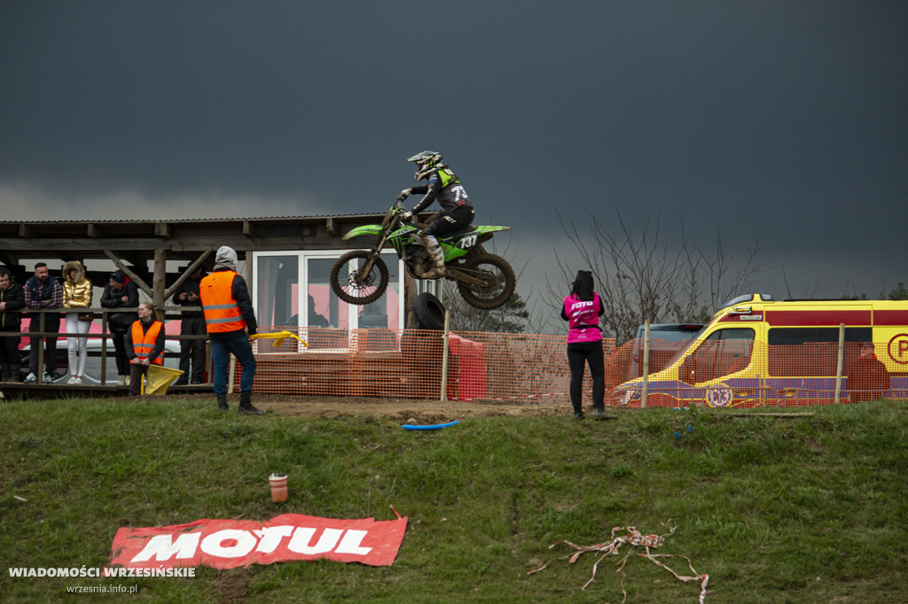 Błotny motocross w Opatówku