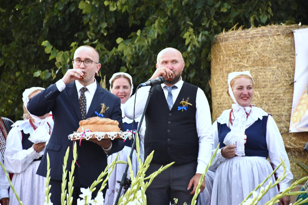 Dożynki gminne w Modlicy