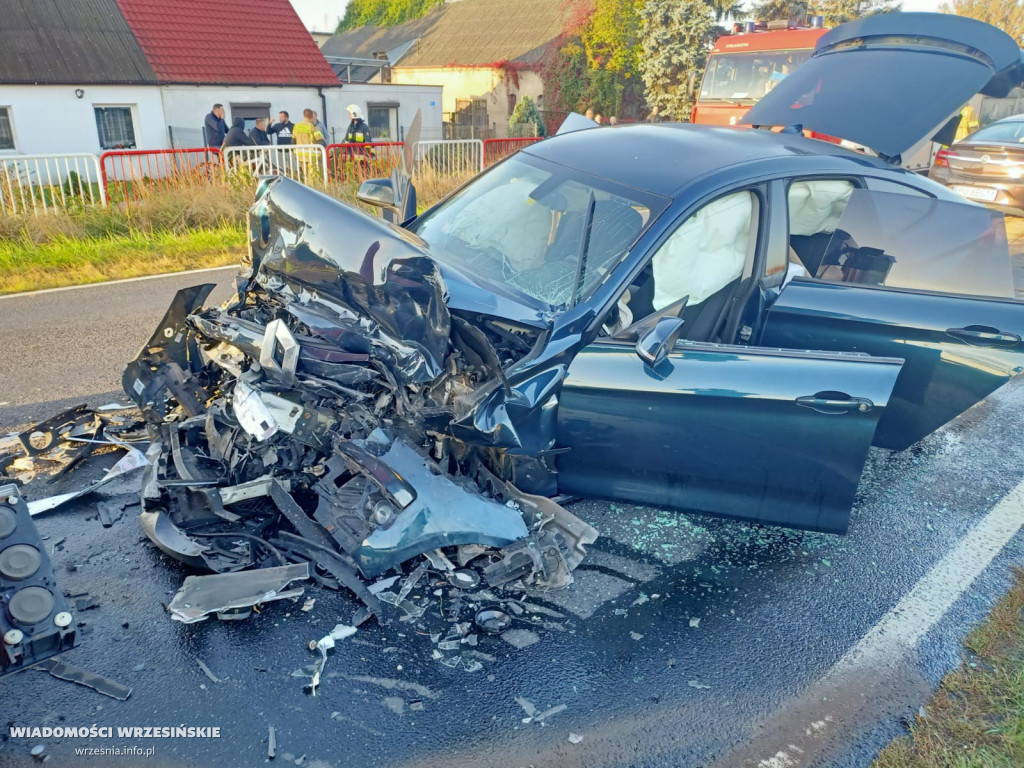 Wypadek na drodze krajowej. Jedna osoba ranna
