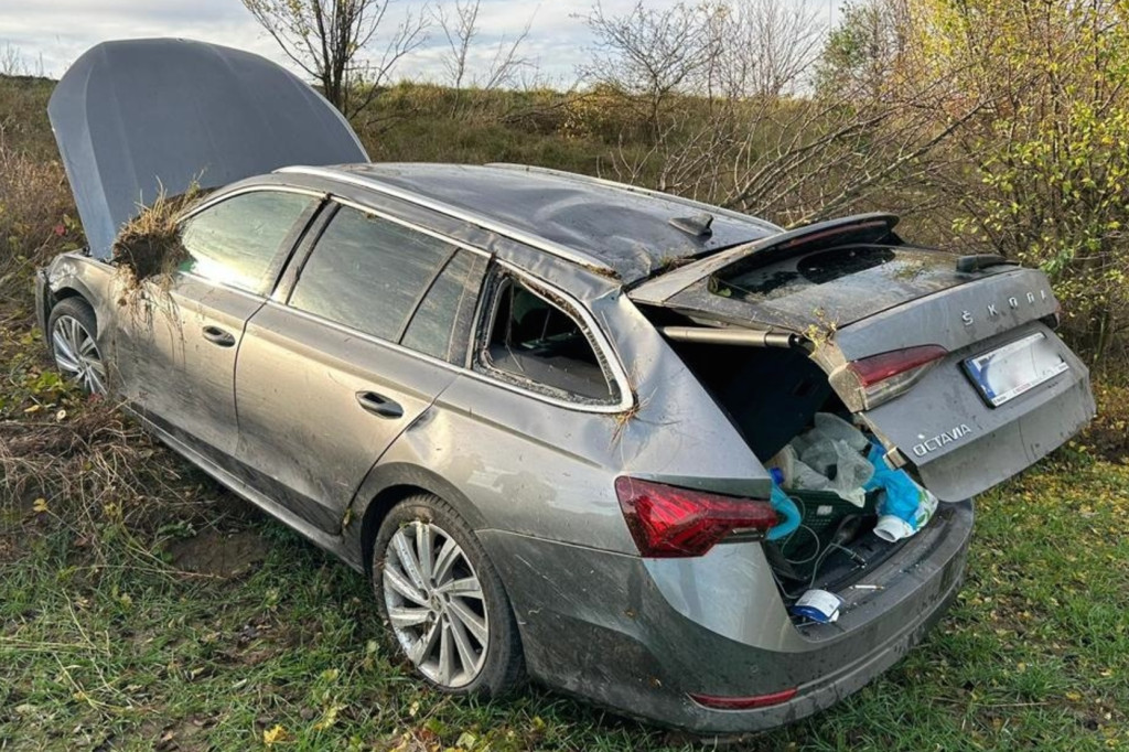 Kierujący audi stracił panowanie nad pojazdem