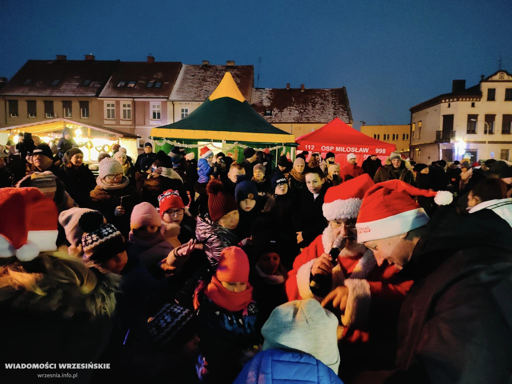 Moc atrakcji, tłumy na jarmarku w Miłosławiu