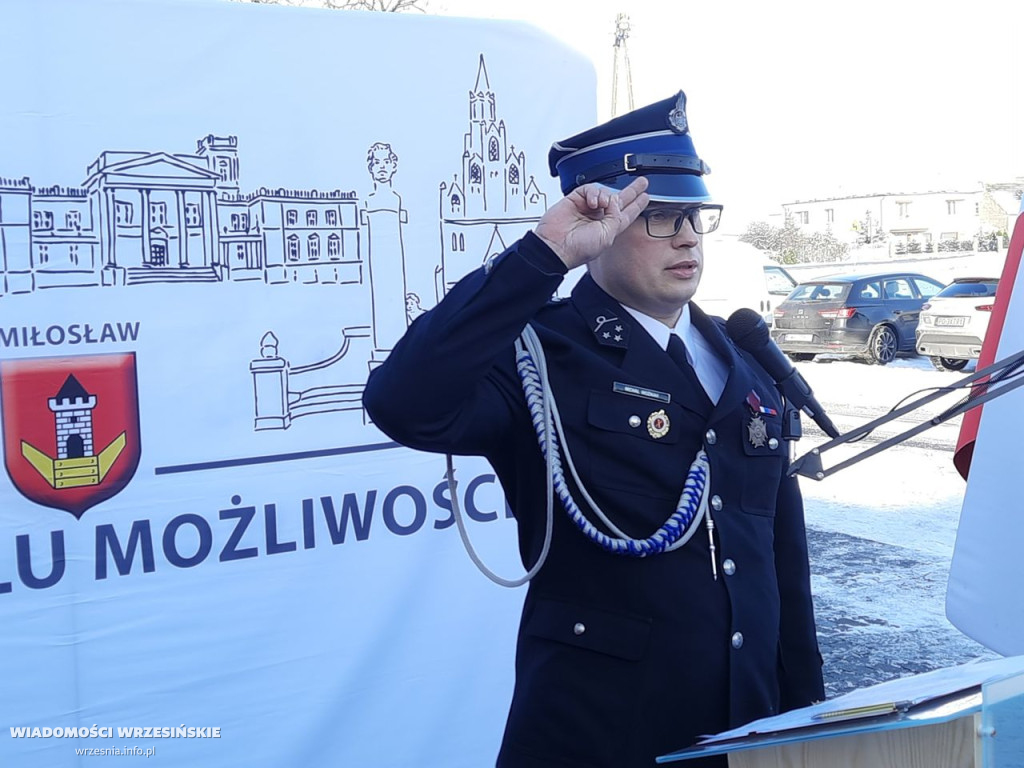 Strażacy z Białego Piątkowa mają nowy samochód