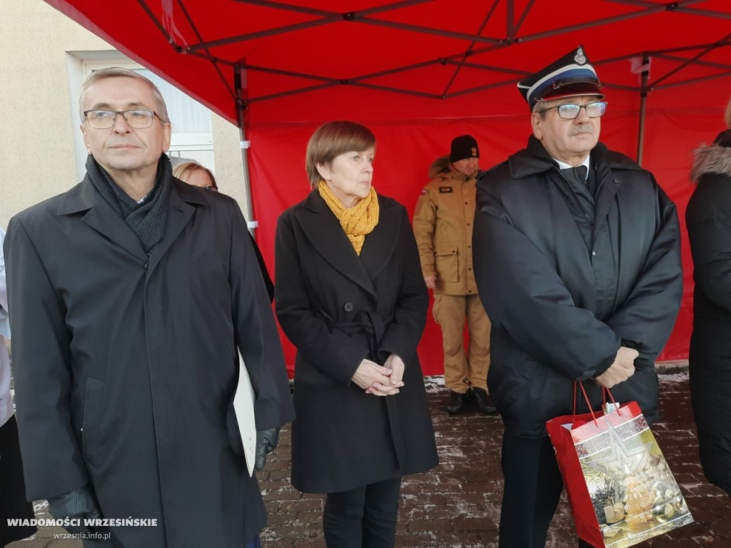 Strażacy z Białego Piątkowa mają nowy samochód