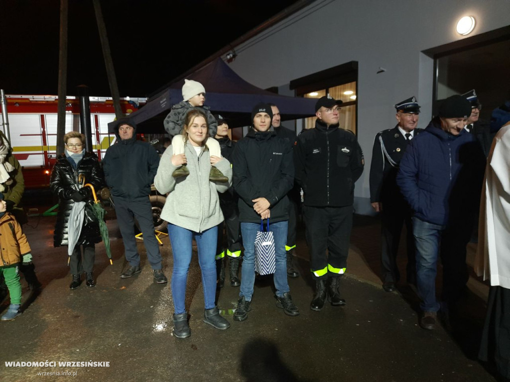 Strażacy z Gozdowa mają nowy samochód [FOTO]