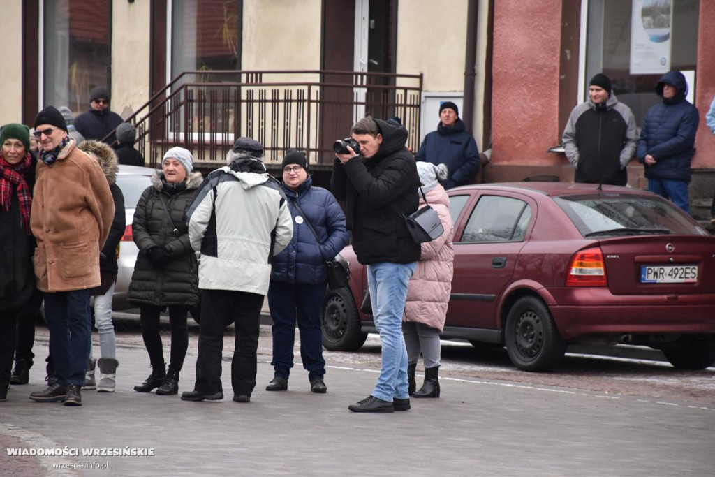 Rzeźba upamiętniającą pierwszy wystrzał armatni na ziemiach polskich