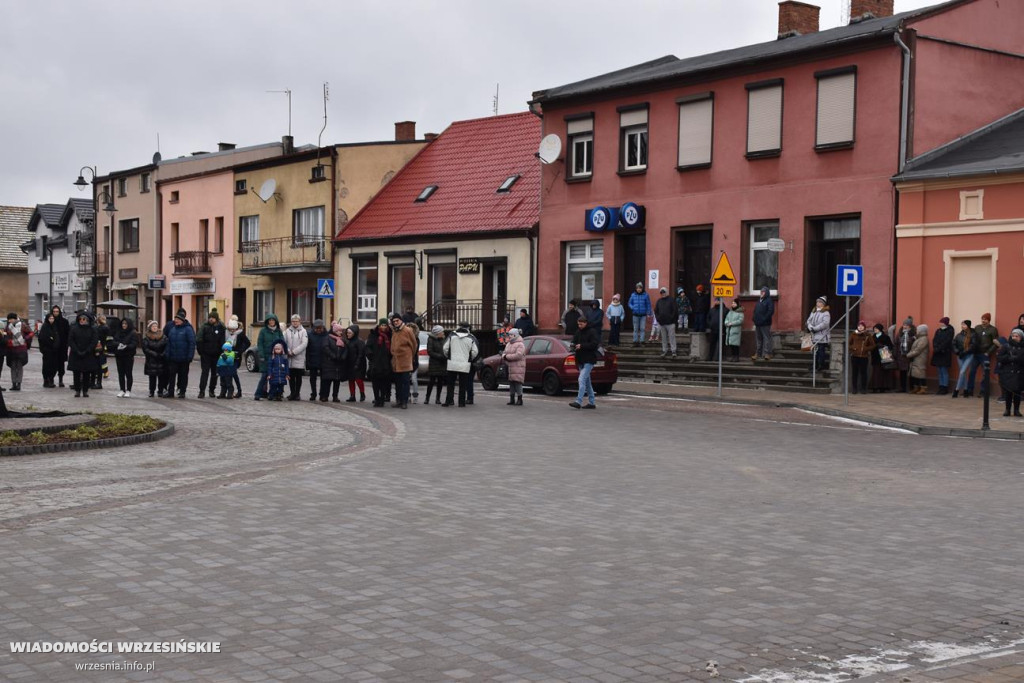 Rzeźba upamiętniającą pierwszy wystrzał armatni na ziemiach polskich