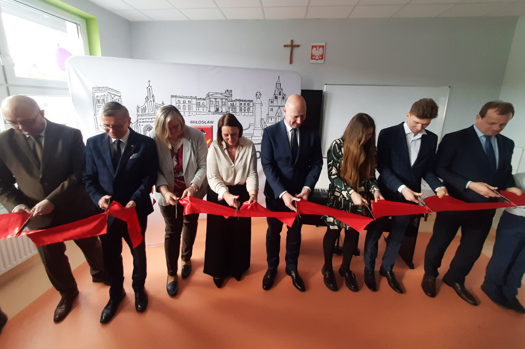 Uroczyste otwarcie nowego skrzydła szkoły [FOTO]