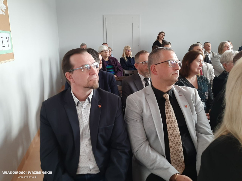 Uroczyste otwarcie nowego skrzydła szkoły [FOTO]