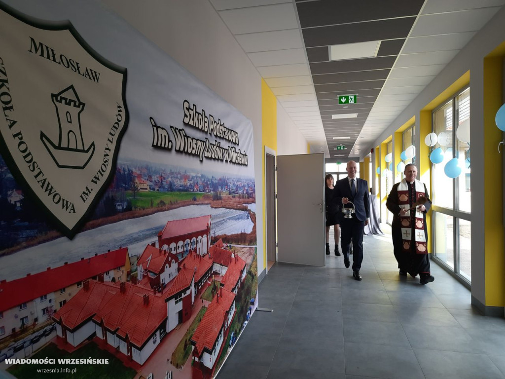 Uroczyste otwarcie nowego skrzydła szkoły [FOTO]