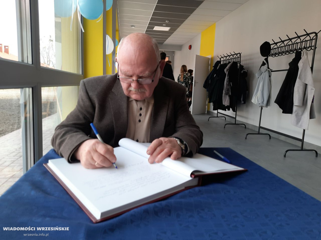 Uroczyste otwarcie nowego skrzydła szkoły [FOTO]